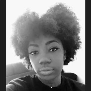 Meet your Posher, Briana